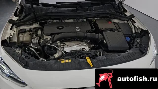 Mercedes-Benz GLA-Class GLA - Class H247 2023 года - вид 6