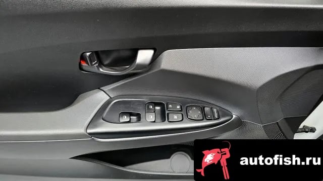 Hyundai Veloster Veloster (JS) 2019 года - похожие автомобили