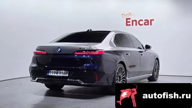 BMW 7-Series 7 Series (G70) 2025 года - вид 2