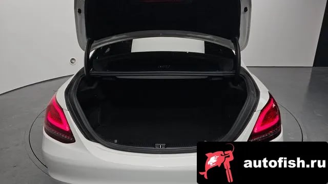 Mercedes-Benz C-Class C-Class W205 2019 года - похожие автомобили