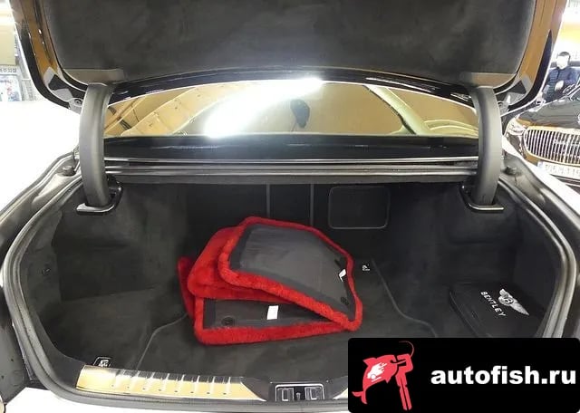 Bentley Flying Spur Flying Spur 3rd Generation 2022 года - вид 4