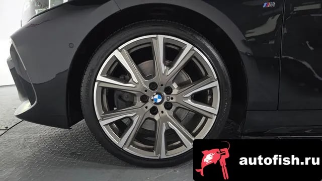 BMW 1-Series 1 Series (F40) 2022 года - вид 4