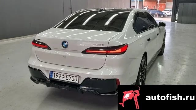 BMW 7-Series 7 Series (G70) 2023 года - вид 2