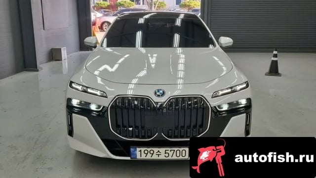 BMW 7-Series 7 Series (G70) 2023 года - вид 3