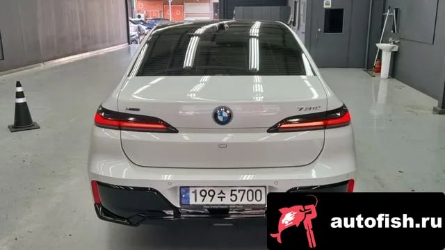 BMW 7-Series 7 Series (G70) 2023 года - вид 4