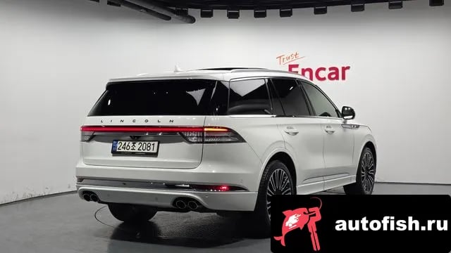 Lincoln Aviator Aviator 2nd generation 2023 года - вид 2