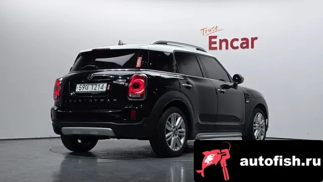 Mini Countryman Cooper Country Man 2018 года - вид 2