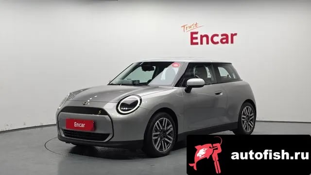 Mini Cooper Cooper Electric 4th Generation 2024 года - автомобиль из Южной Кореи