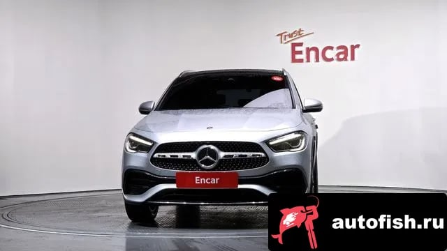 Mercedes-Benz GLA-Class GLA - Class H247 2020 года - вид 3