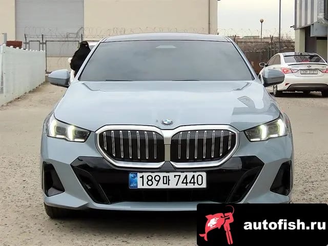BMW 5-Series 5 Series (G60) 2025 года - вид 3