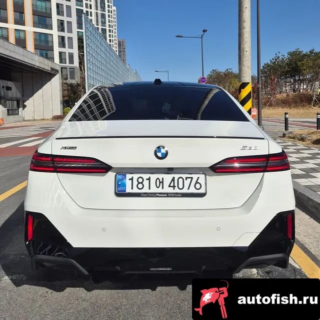 BMW 5-Series 5 Series (G60) 2025 года - вид 4