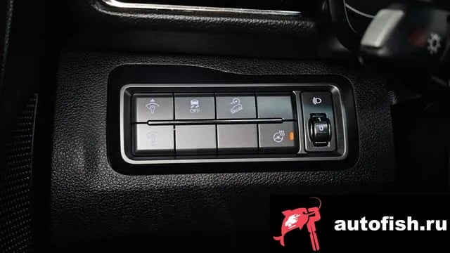 KG Mobility (Ssangyong) TIBOLI Berry New Tivoli 2019 года - похожие автомобили