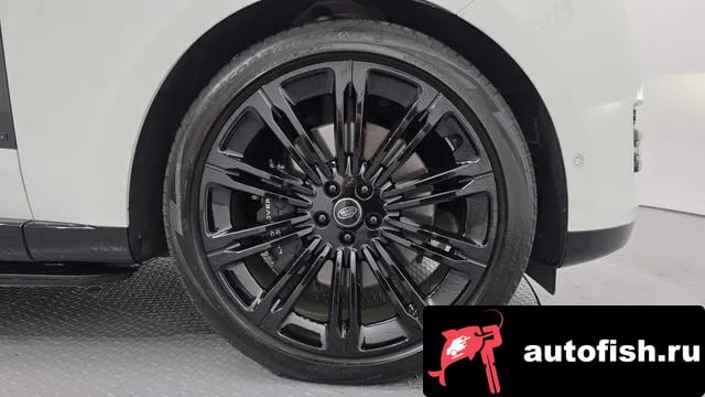 Land Rover Range Rover Range Rover 5th Generation 2024 года - вид 5