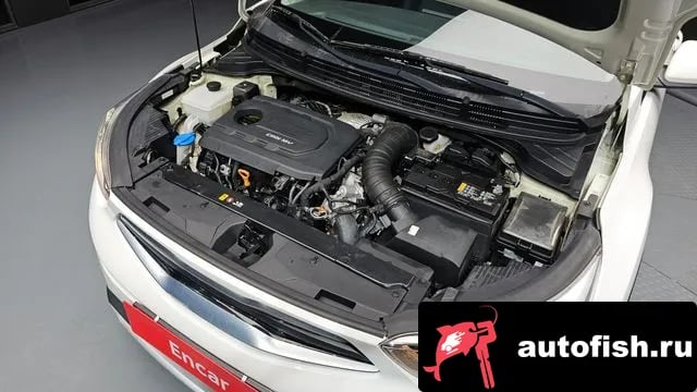 Kia Stonic Stony 2018 года - вид 6