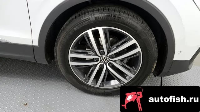 Volkswagen Tiguan Tiguan second Generation 2021 года - вид 5