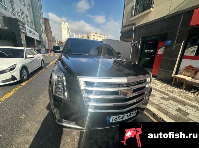 Cadillac Escalade Escalade 2019 года - похожие автомобили