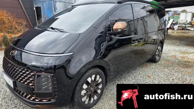 Hyundai Staria Staria 2023 года - похожие автомобили