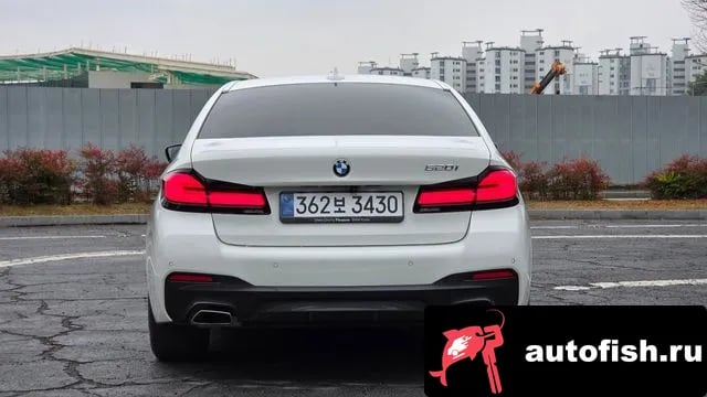BMW 5-Series 5 Series (G30) 2022 года - вид 4