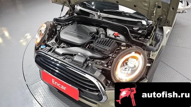 Mini Cooper Cooper D 2019 года - вид 6