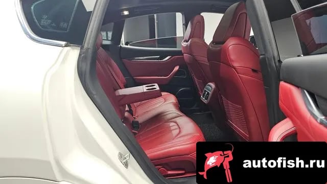 Maserati Levante Lebante 2019 года - похожие автомобили