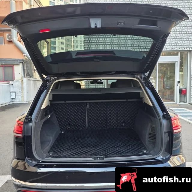 Volkswagen Touareg Tuareg 3rd generation 2020 года - вид 5