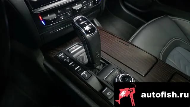 Maserati Quattroporte Quattroporte 2019 года - похожие автомобили