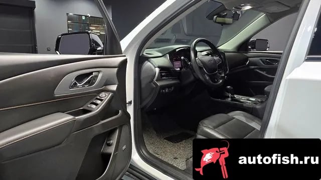 Chevrolet (GM Daewoo) Traverse Traverse 2020 года - похожие автомобили