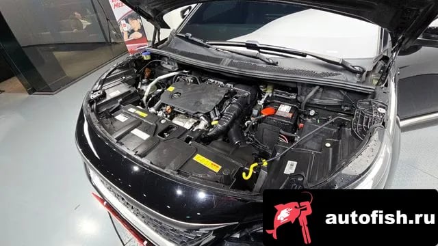 Peugeot 3008 3008 second generation 2019 года - вид 6