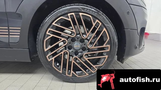 Mini Clubman Cooper S Clubman 2024 года - вид 5