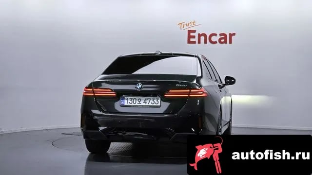 BMW 5-Series 5 Series (G30) 2025 года - вид 4
