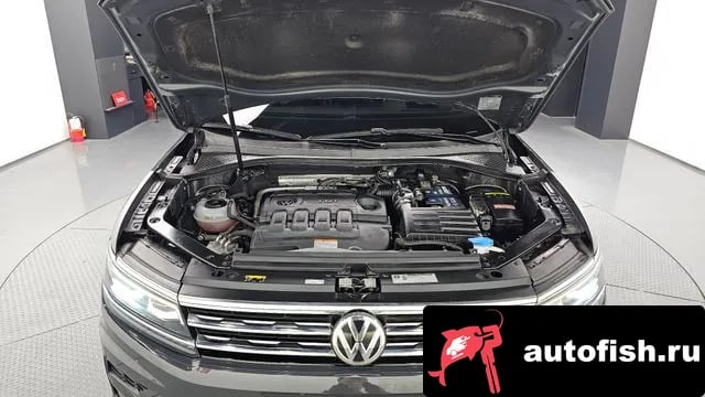 Volkswagen Tiguan Tiguan second Generation 2018 года - вид 6