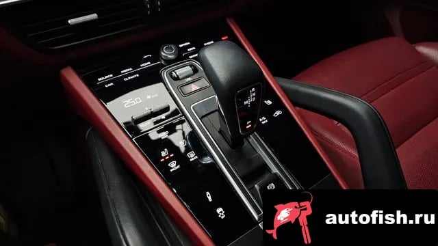 Porsche Cayenne Cayenne (PO536) 2020 года - похожие автомобили