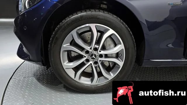 Mercedes-Benz C-Class C-Class W205 2018 года - вид 5