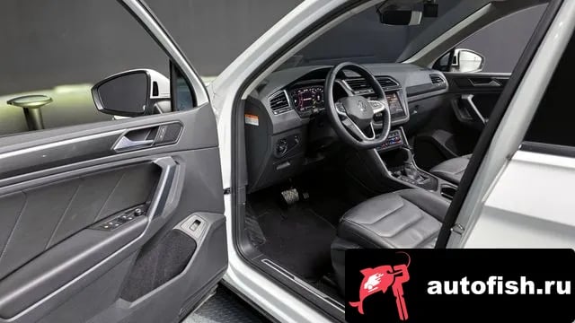 Volkswagen Tiguan Tiguan second Generation 2022 года - похожие автомобили