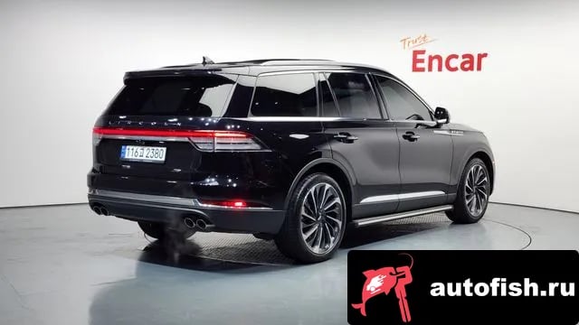 Lincoln Aviator Aviator 2nd generation 2020 года - вид 2