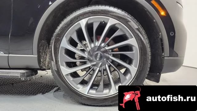 Lincoln Aviator Aviator 2nd generation 2020 года - вид 5