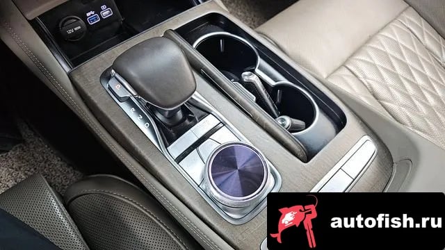 Kia K9 The New K9 2nd generation 2021 года - похожие автомобили