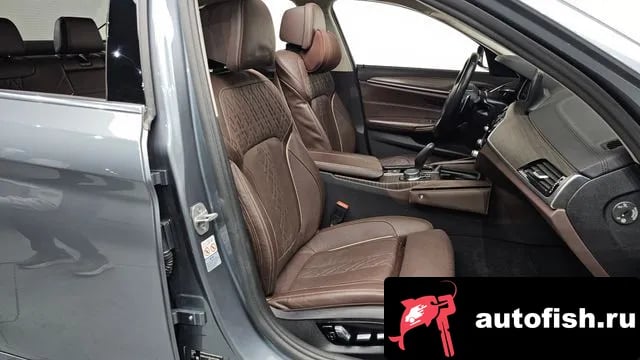 BMW 5-Series 5 Series (G30) 2018 года - похожие автомобили