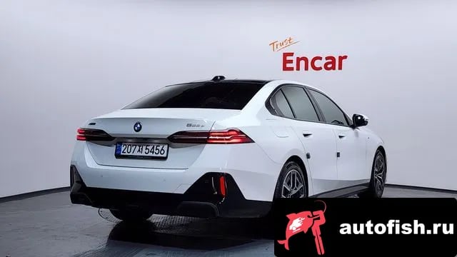 BMW 5-Series 5 Series (G60) 2024 года - вид 2
