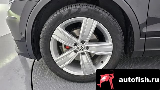 Volkswagen Tiguan Tiguan second Generation 2020 года - вид 5
