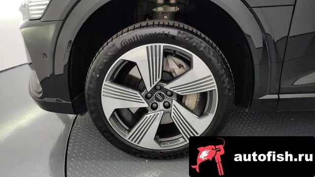 Audi e-tron e-Tron 2021 года - вид 5
