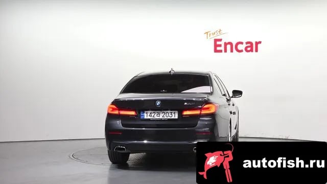 BMW 5-Series 5 Series (G30) 2022 года - вид 4