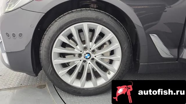 BMW 5-Series 5 Series (G30) 2022 года - вид 5