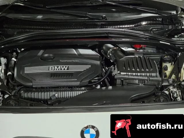 BMW 1-Series 1 Series (F40) 2023 года - вид 6