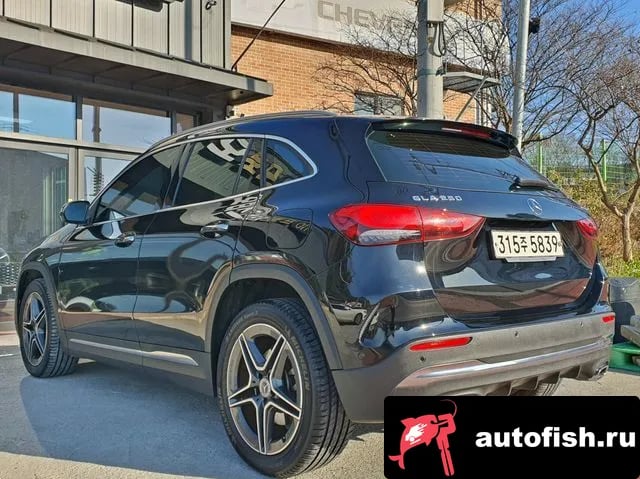 Mercedes-Benz GLA-Class GLA - Class H247 2020 года - вид 2