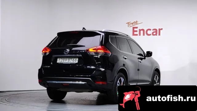 Nissan X-Trail Xtrail 2018 года - вид 2