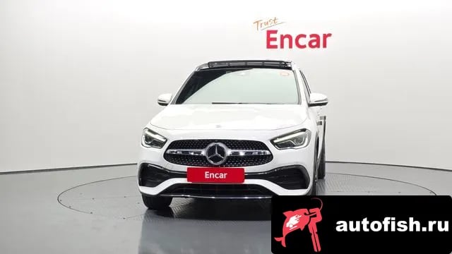 Mercedes-Benz GLA-Class GLA - Class H247 2020 года - вид 3