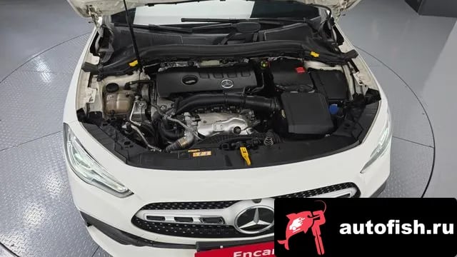 Mercedes-Benz GLA-Class GLA - Class H247 2020 года - вид 6