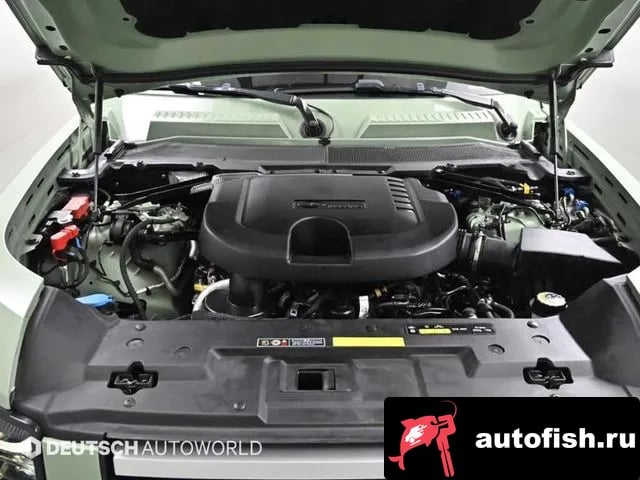 Land Rover Defender Bitdefender (L663) 2023 года - вид 6