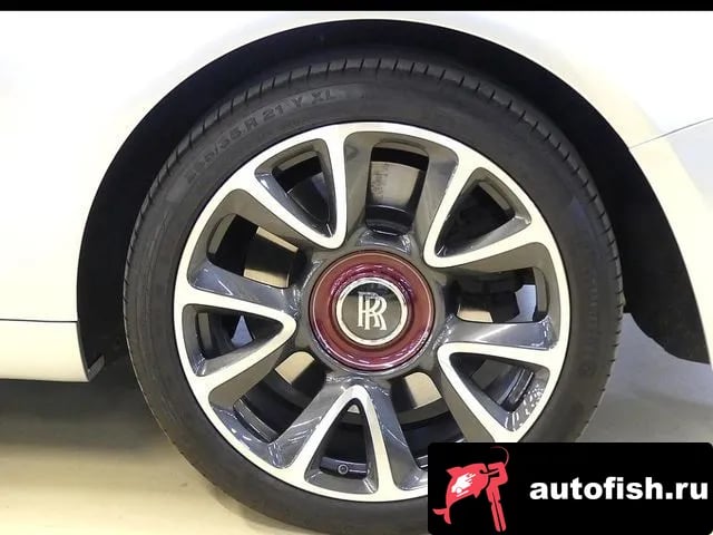 Rolls-Royce Wraith Lace 2019 года - вид 5